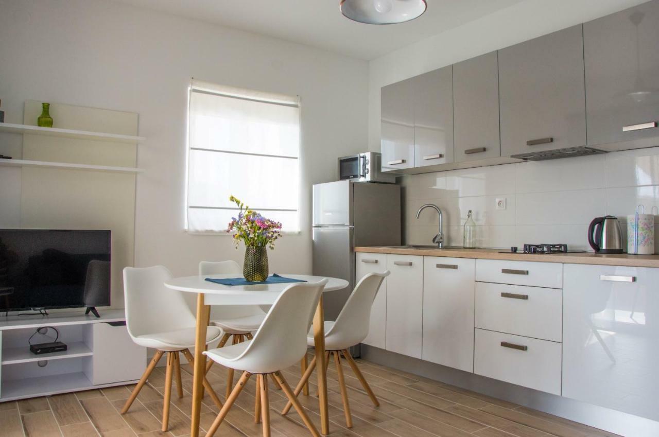 Apartments Melody Mandre Exterior foto